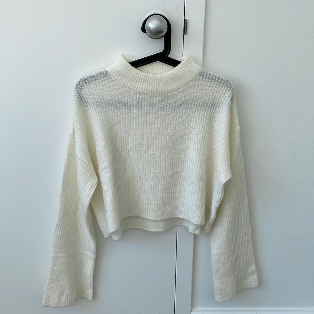 H&M flare sleeve crop sweater